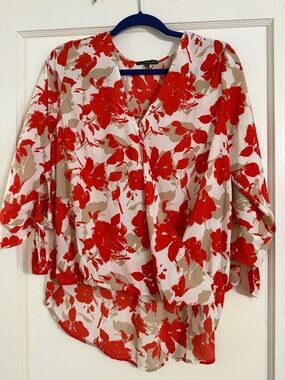 West Kei Red Floral V-Neck Blouse
